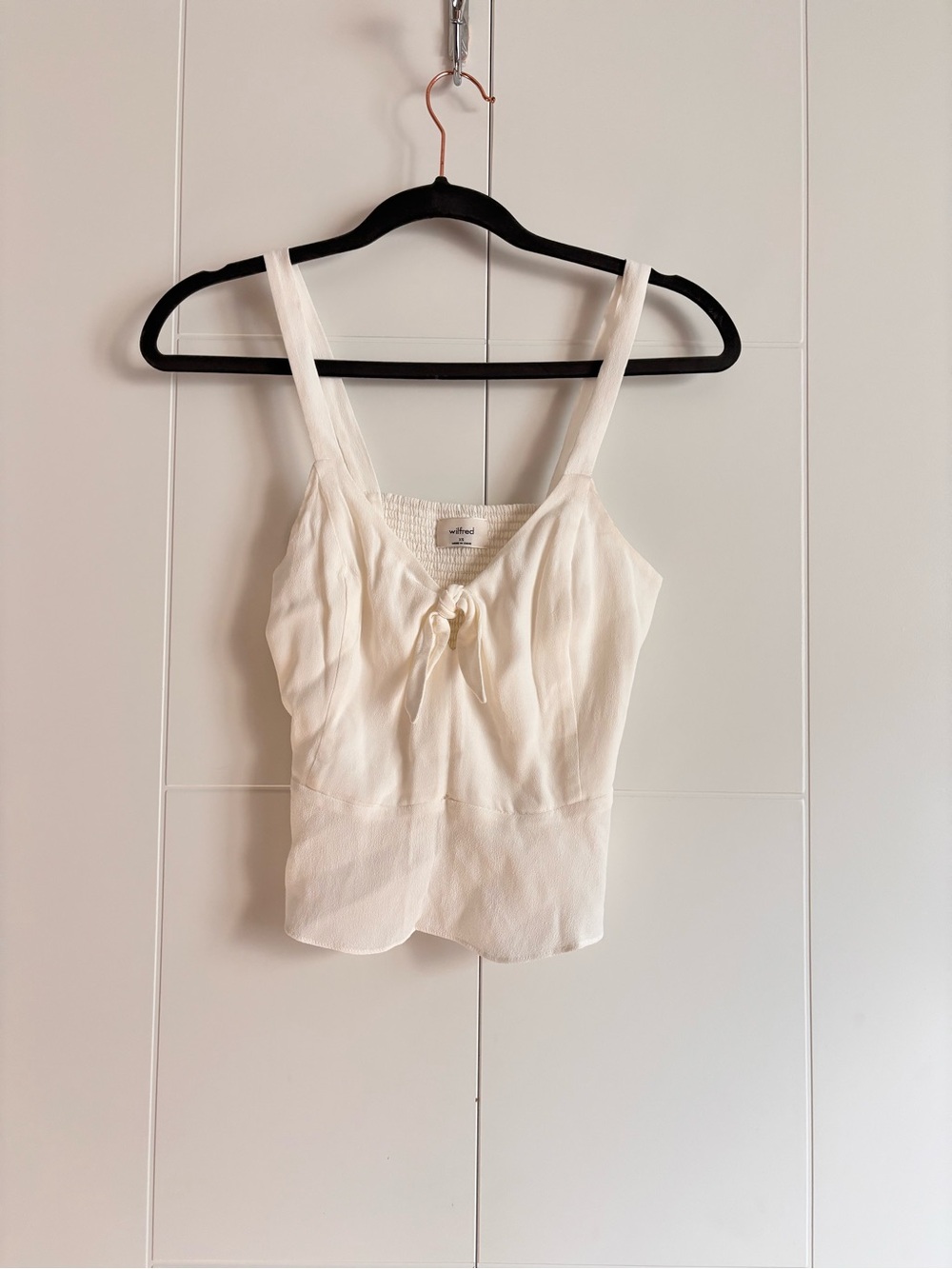 3/$45 Aritzia Wilfred Tie-Front Tank Top